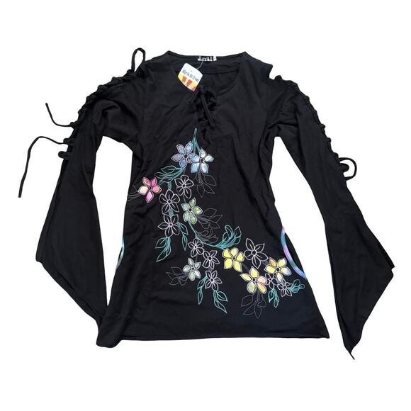 vtg. Black Embroidered Floral Tie Up‎ sleeves Fairy Grunge Boho Top NWT - Picture 4 of 9